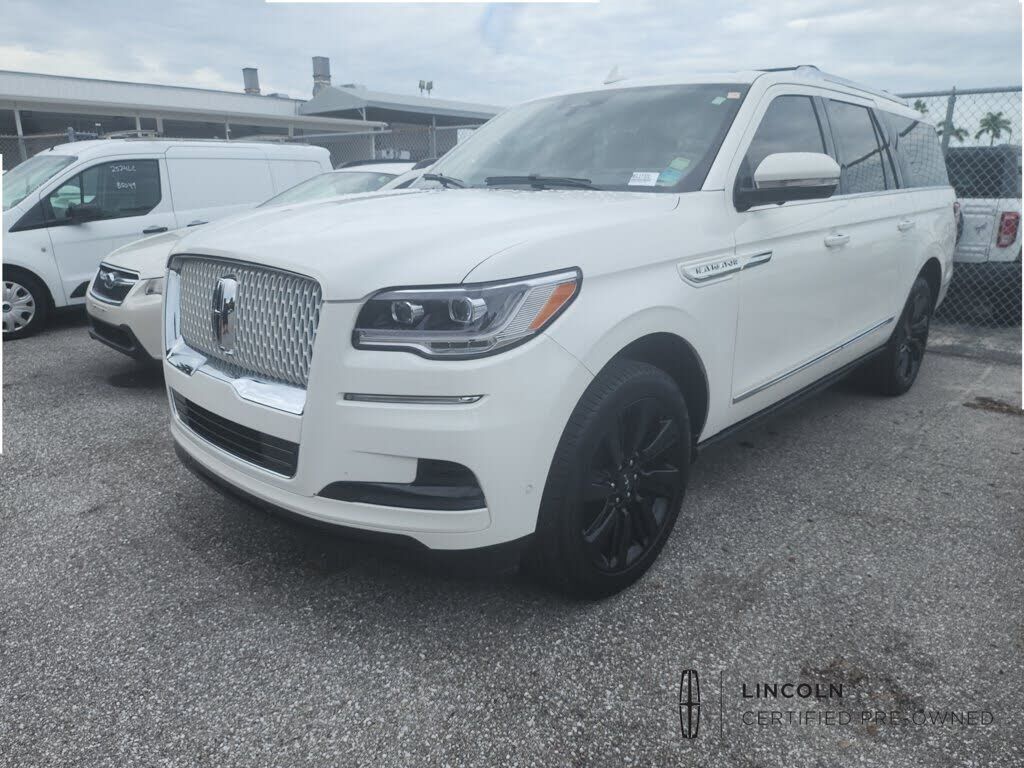 2022 LINCOLN Navigator L