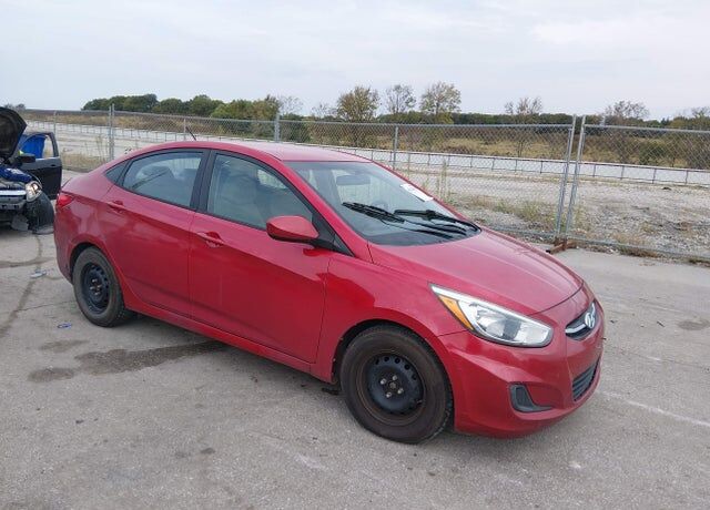 2015 HYUNDAI Accent
