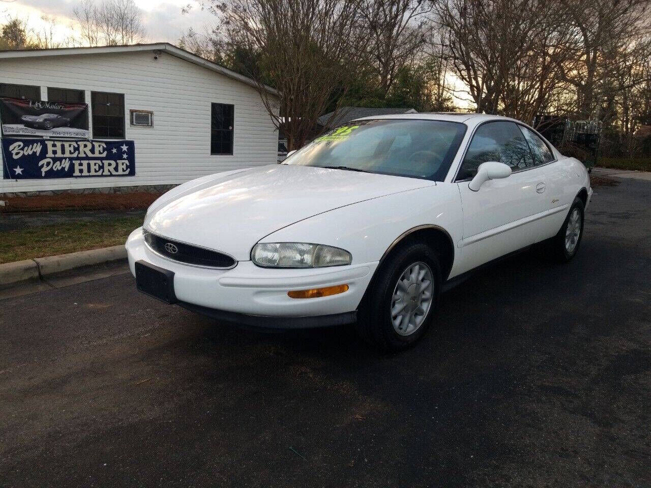 1995 BUICK Riviera
