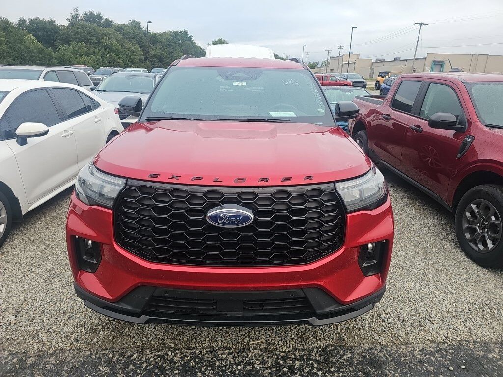 2025 FORD Explorer
