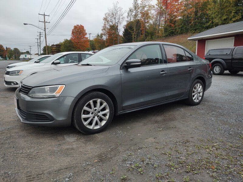 2012 VOLKSWAGEN Jetta