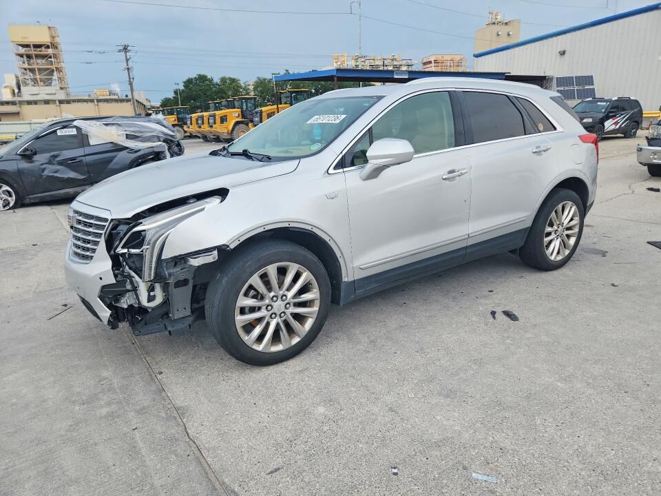 2017 CADILLAC XT5