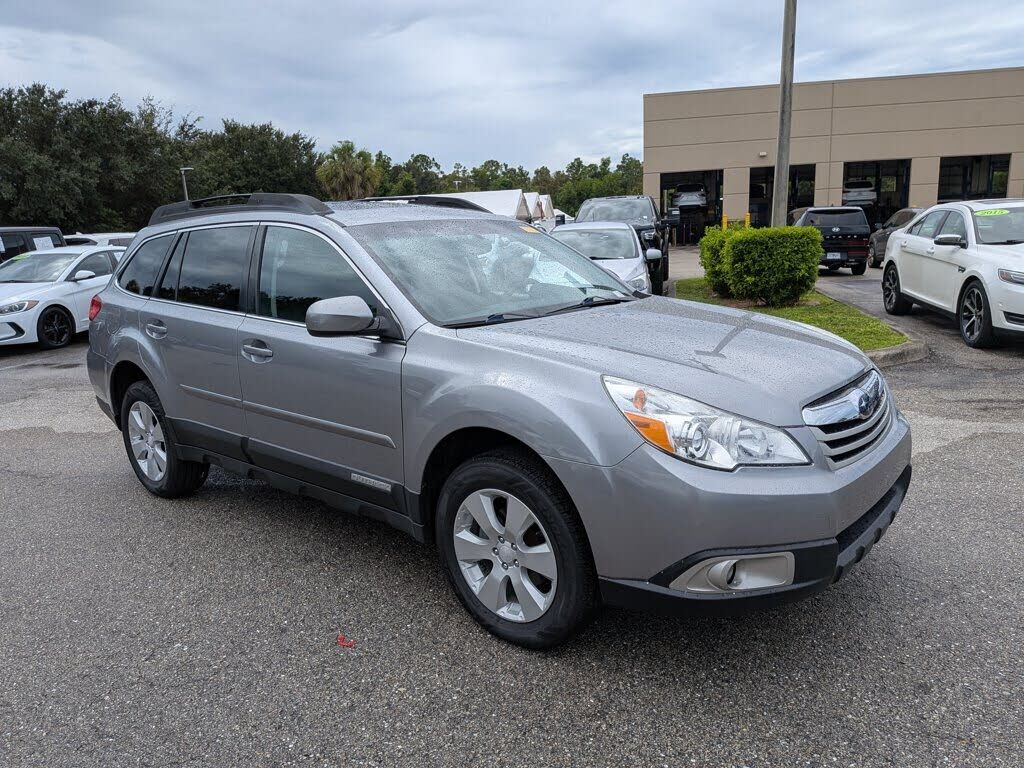 2011 SUBARU Outback