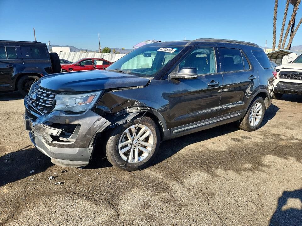 2017 FORD Explorer