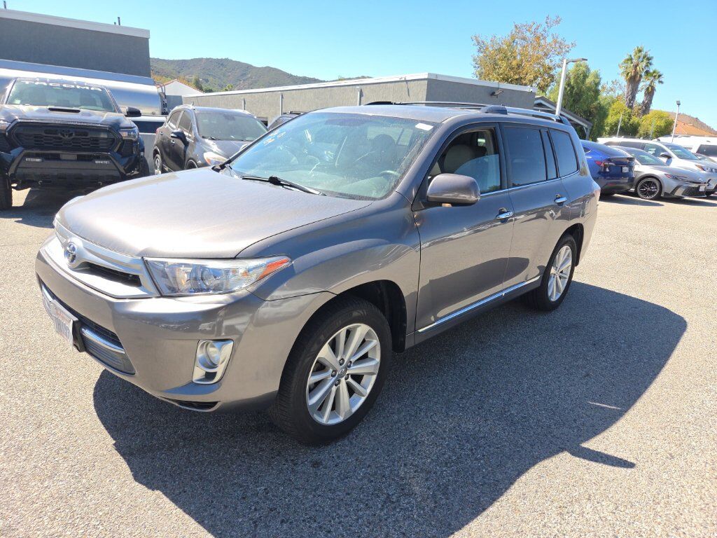2011 TOYOTA Highlander