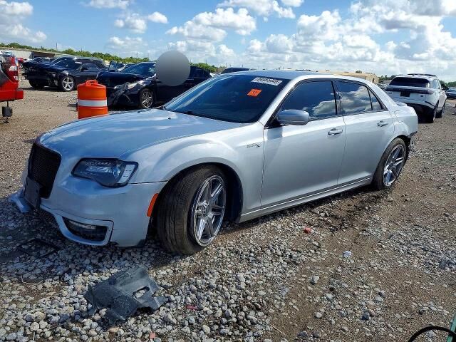 2019 CHRYSLER 300
