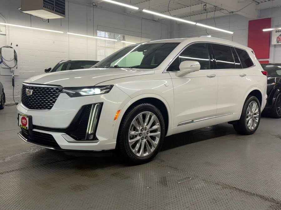 2020 CADILLAC XT6