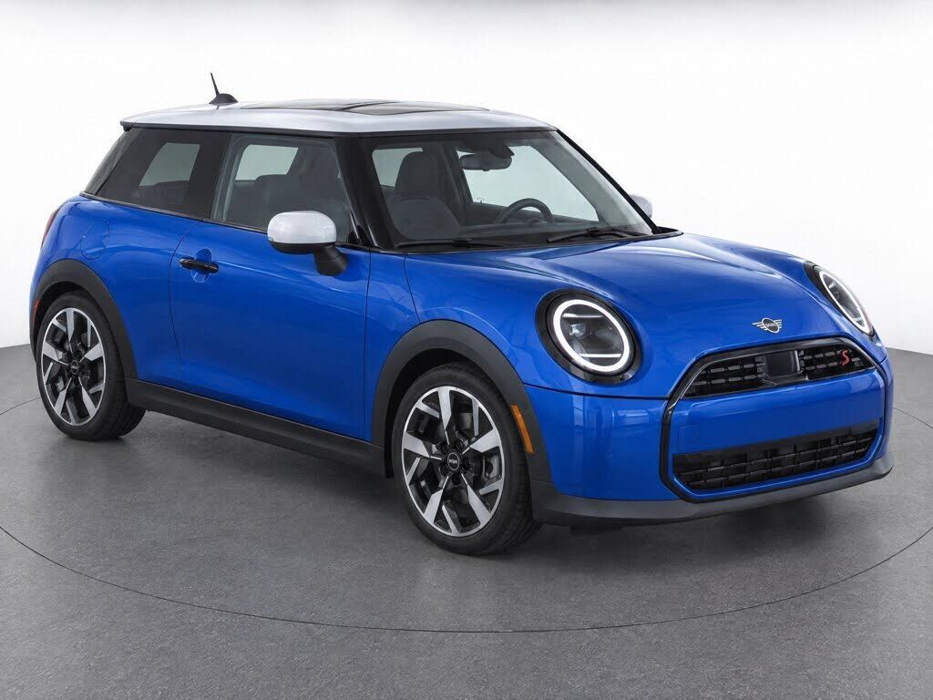 2025 MINI Hardtop