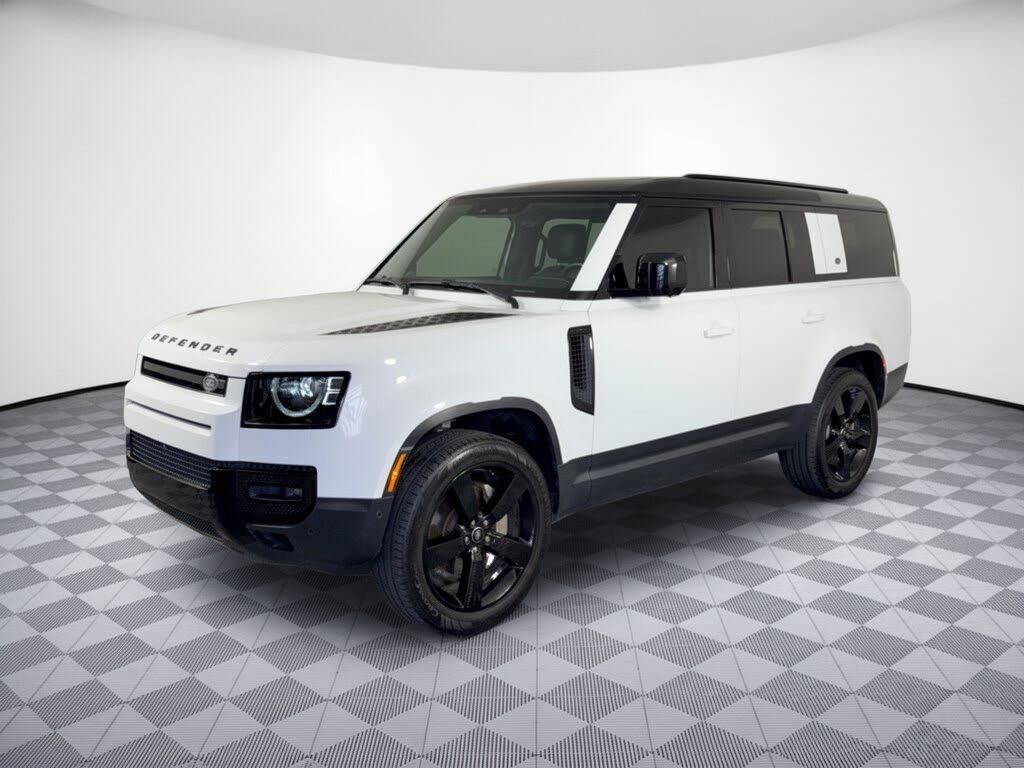 2024 LAND ROVER Defender