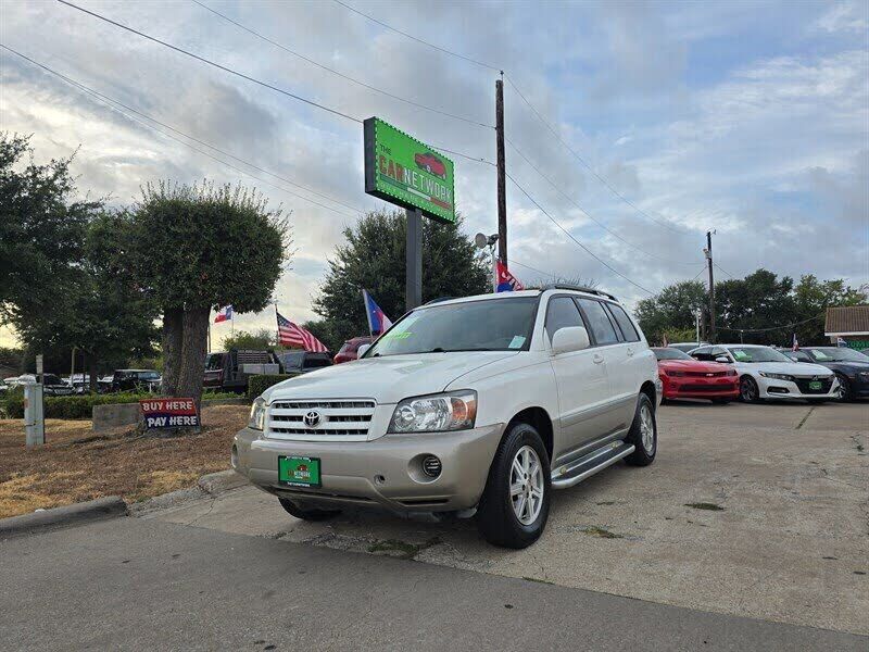 2004 TOYOTA Highlander