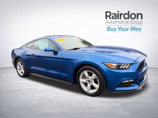 2017 FORD Mustang