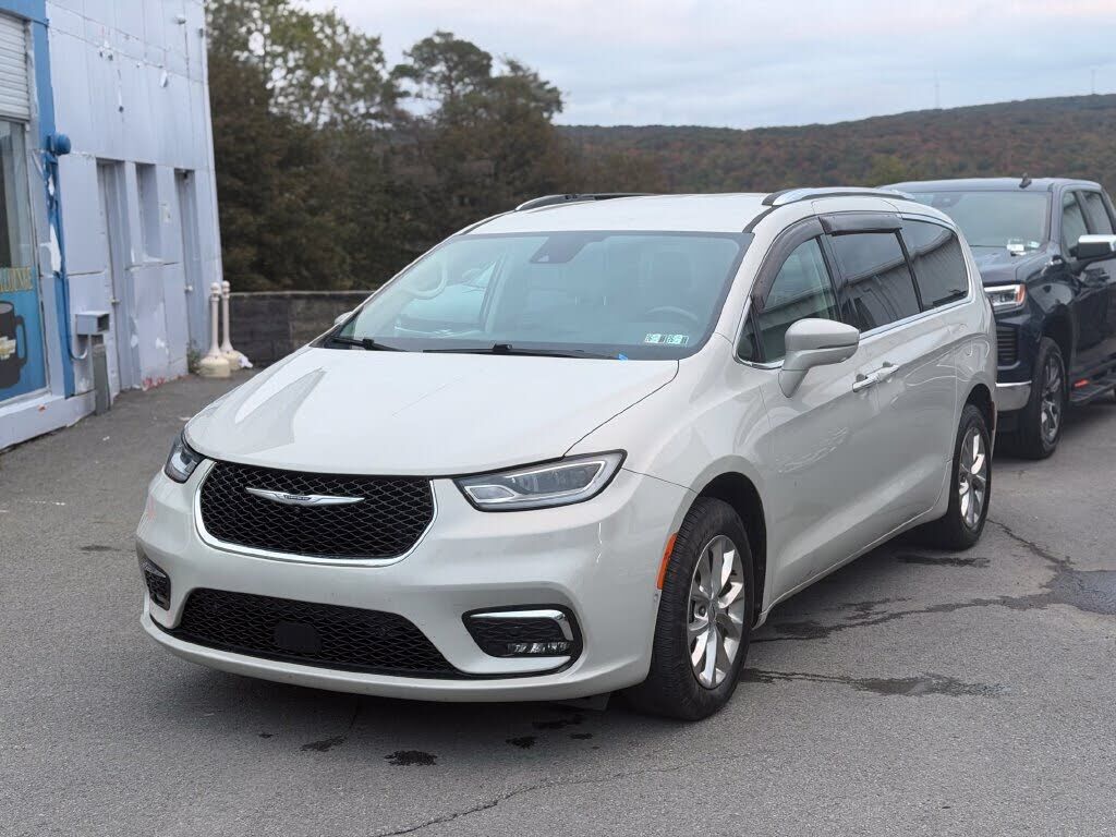 2021 CHRYSLER Pacifica