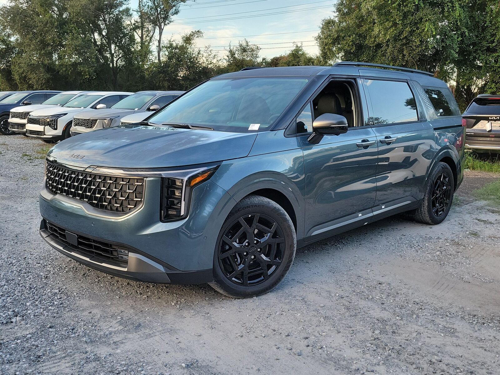 2027 KIA Carnival