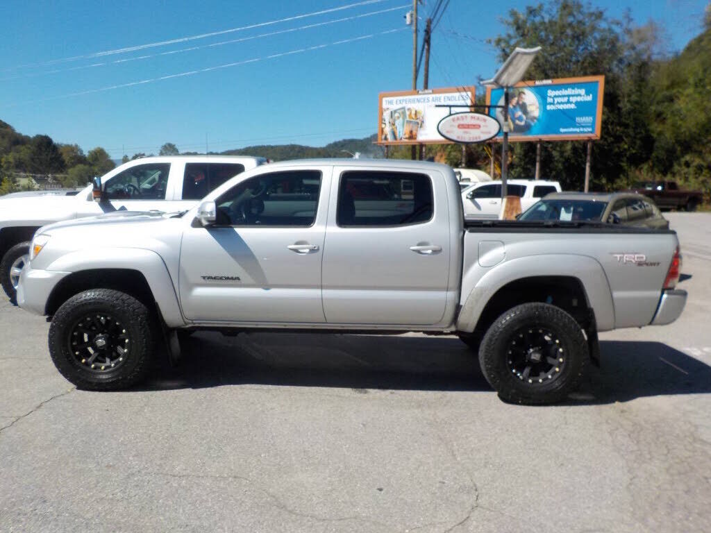2012 TOYOTA Tacoma