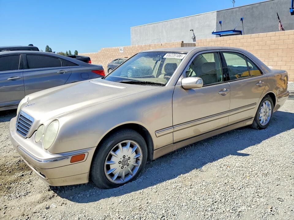 2000 MERCEDES-BENZ E-Class