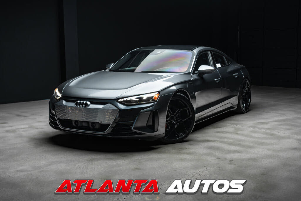 2022 AUDI e-tron