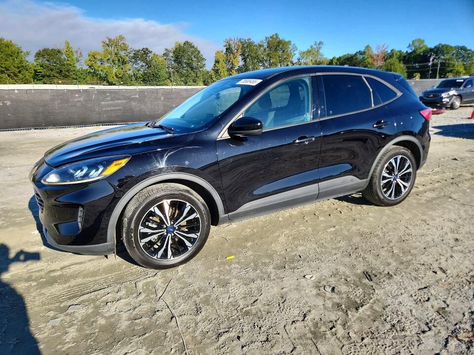 2021 FORD Escape