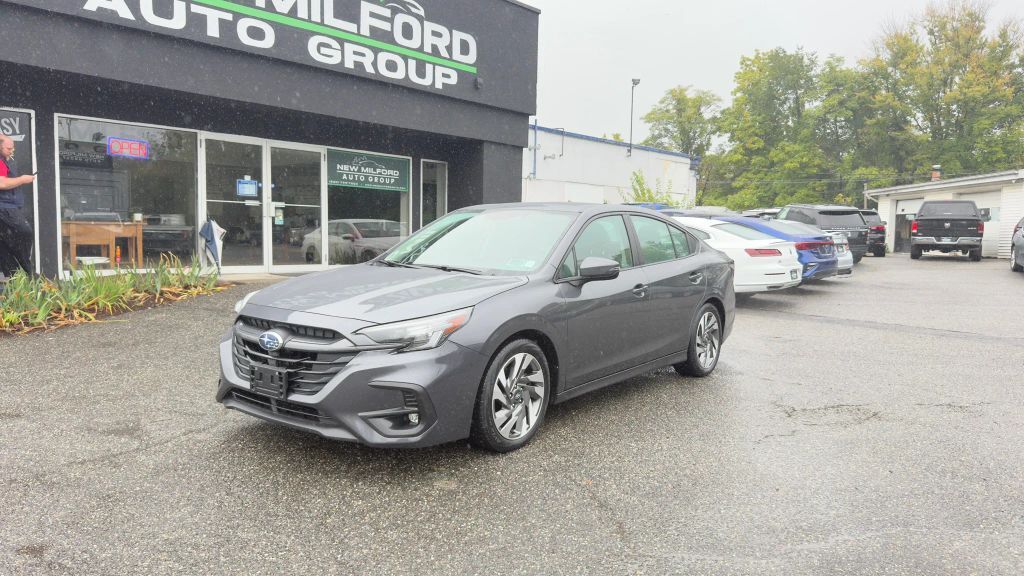 2024 SUBARU Legacy