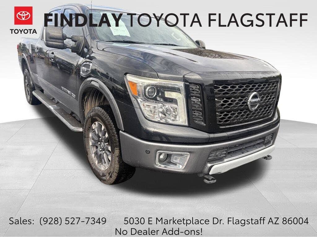 2017 NISSAN Titan