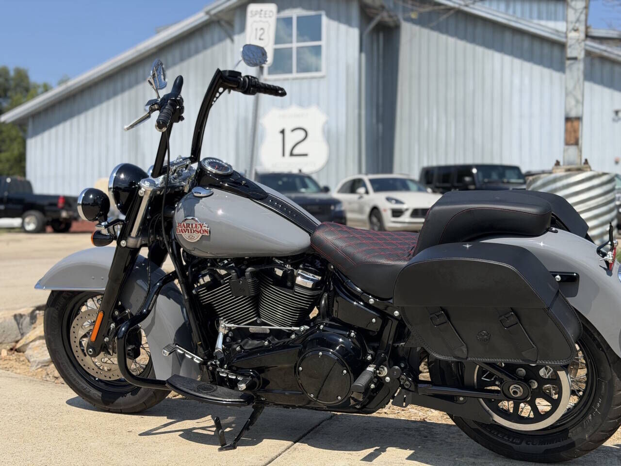 2018 HARLEY DAVIDSON FLHC / Heritage Classic