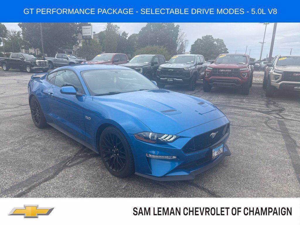 2020 FORD Mustang