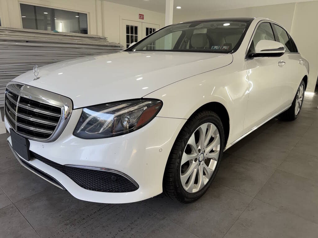 2017 MERCEDES-BENZ E-Class