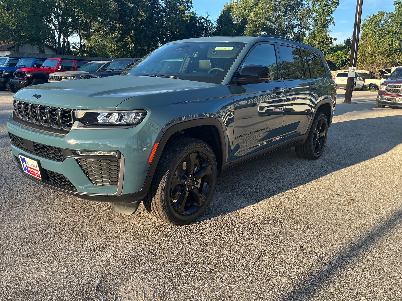 2027 JEEP Grand Cherokee L