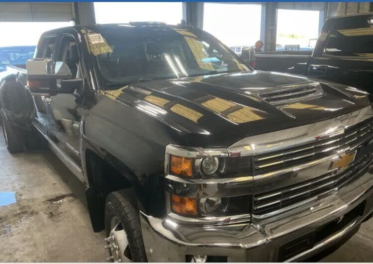 2018 CHEVROLET Silverado