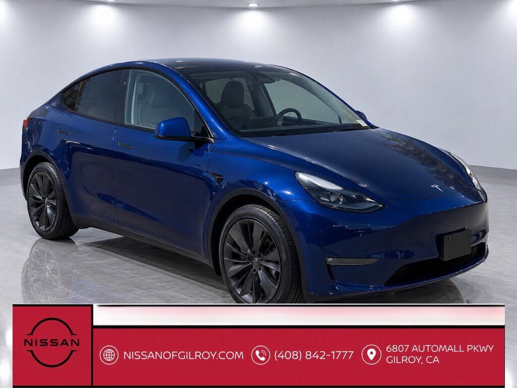 2023 TESLA Model Y