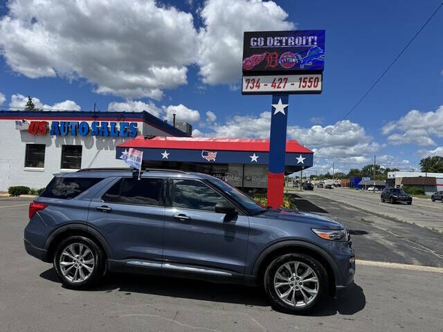2021 FORD Explorer