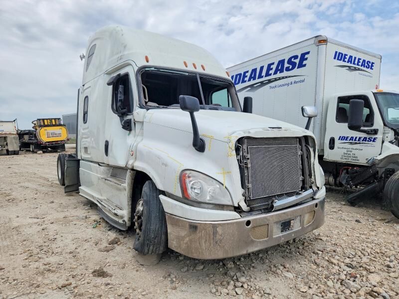 2019 FREIGHTLINER Cascadia