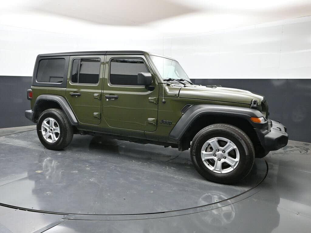 2022 JEEP Wrangler