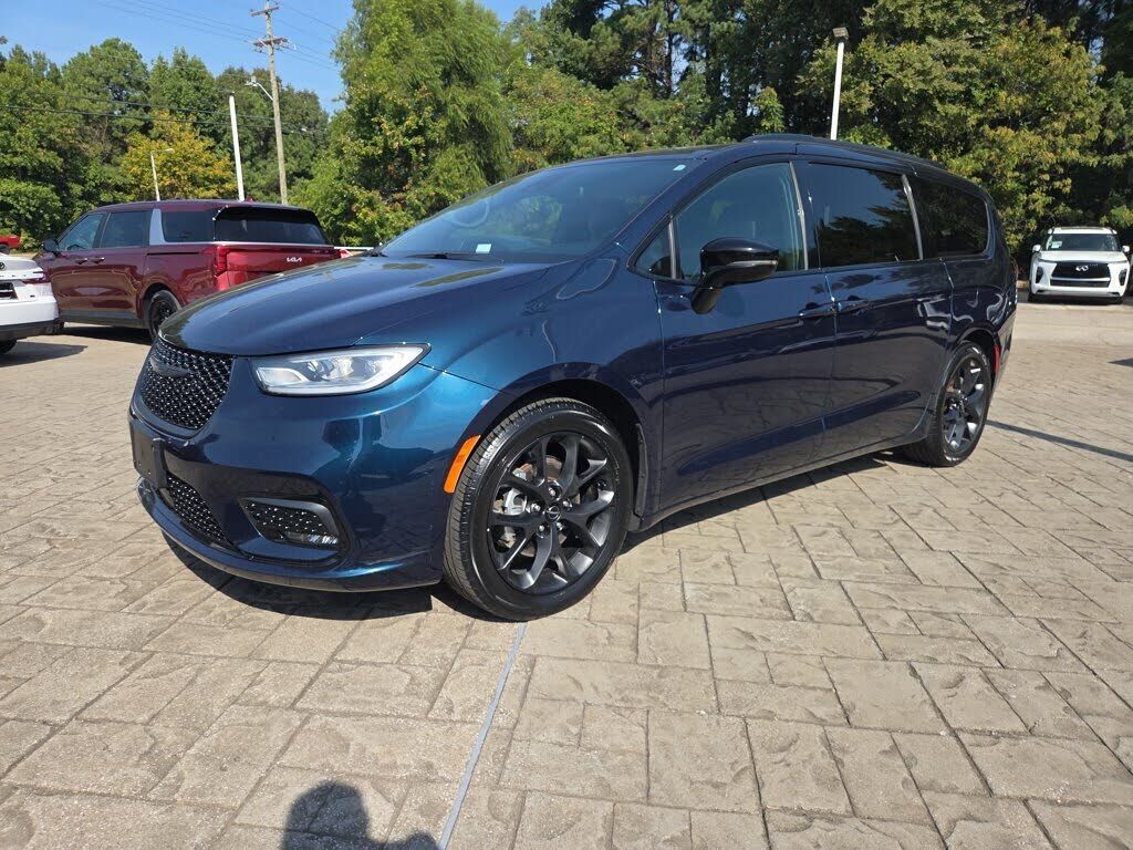 2025 CHRYSLER Pacifica