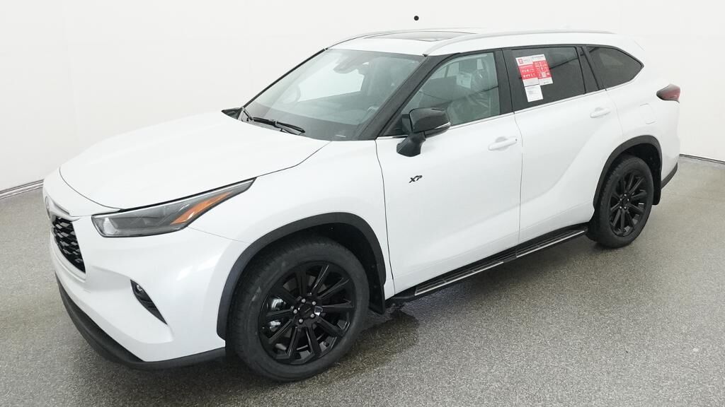 2026 TOYOTA Highlander