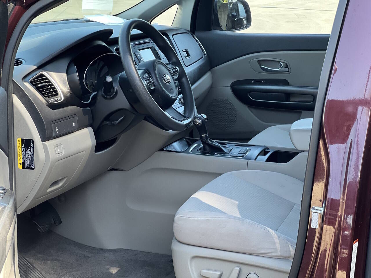 2016 KIA Sedona
