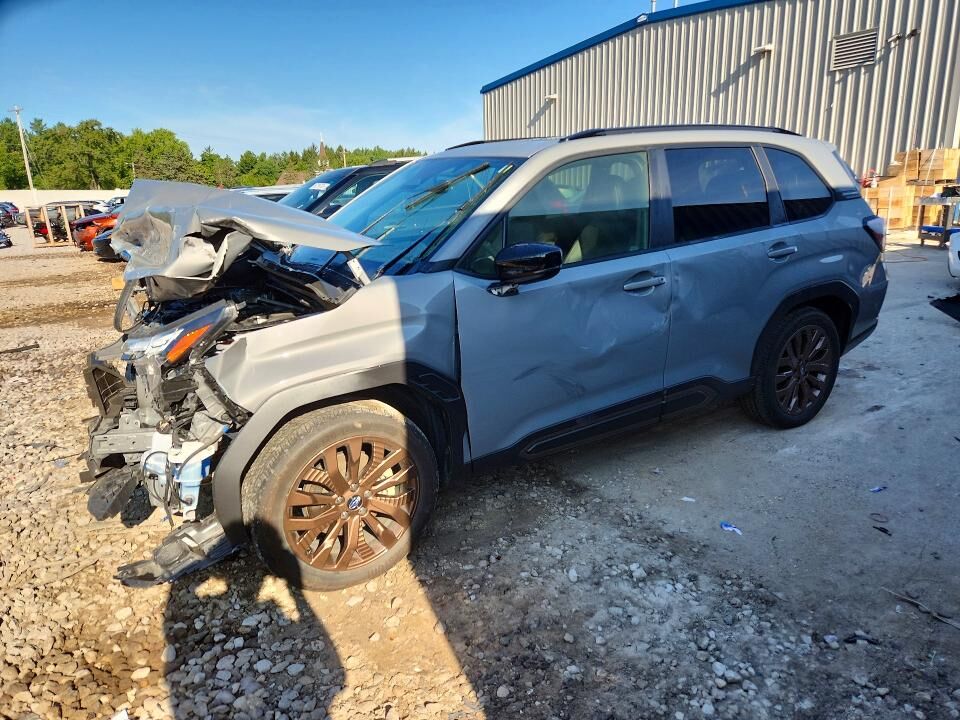 2025 SUBARU Forester