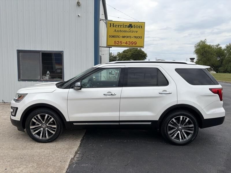 2016 FORD Explorer