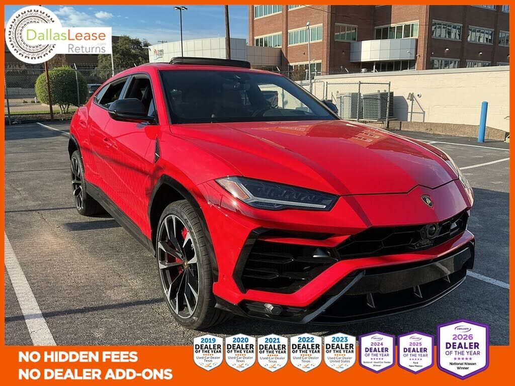 2022 LAMBORGHINI URUS