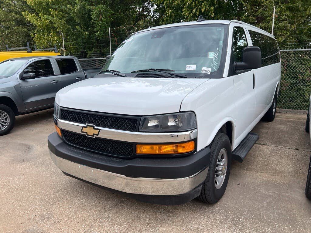 2025 CHEVROLET Express