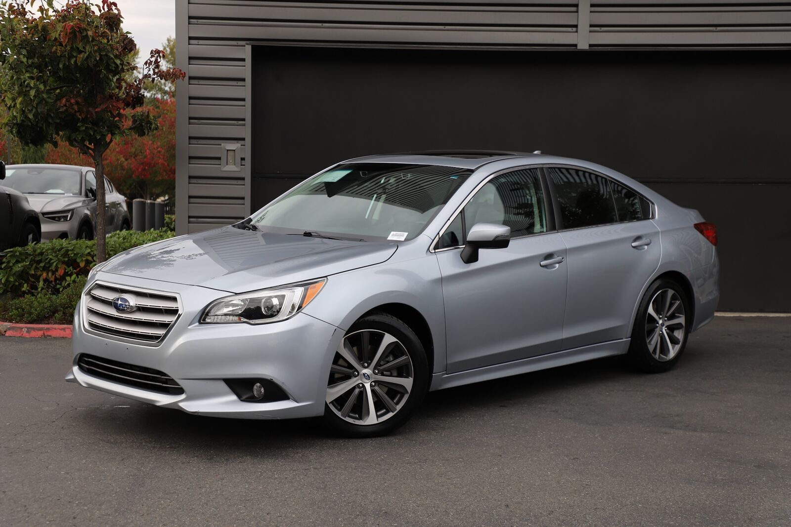 2017 SUBARU Legacy