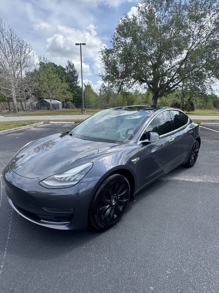 2020 TESLA Model 3