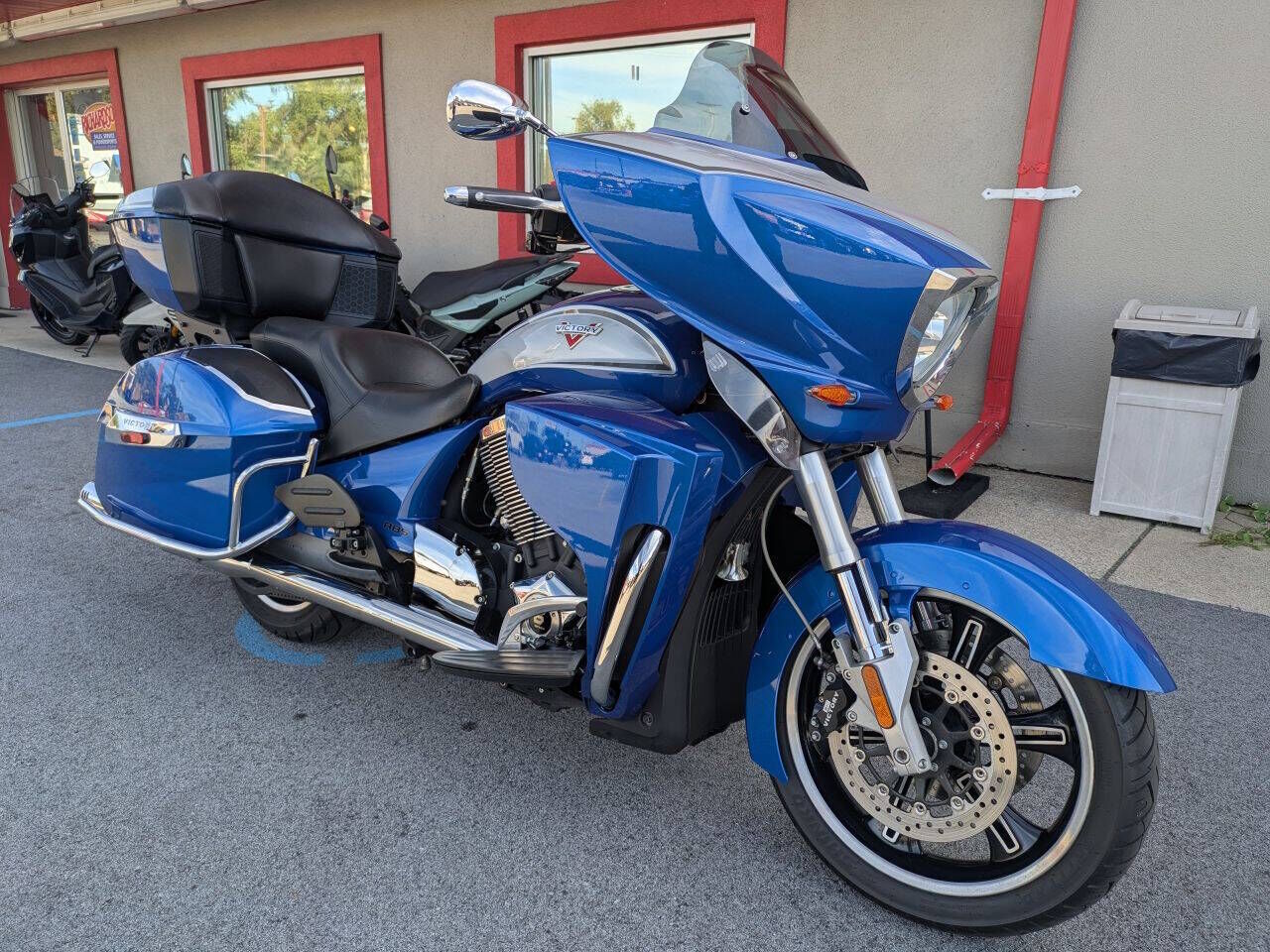 2014 VICTORY Cross Country Tour