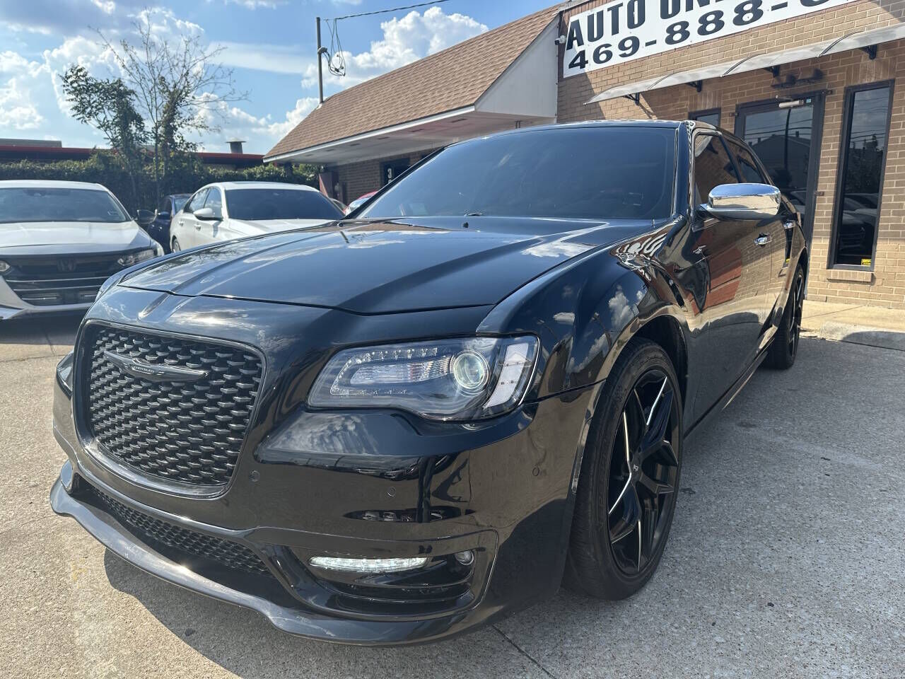 2019 CHRYSLER 300