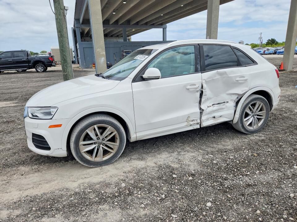 2017 AUDI Q3