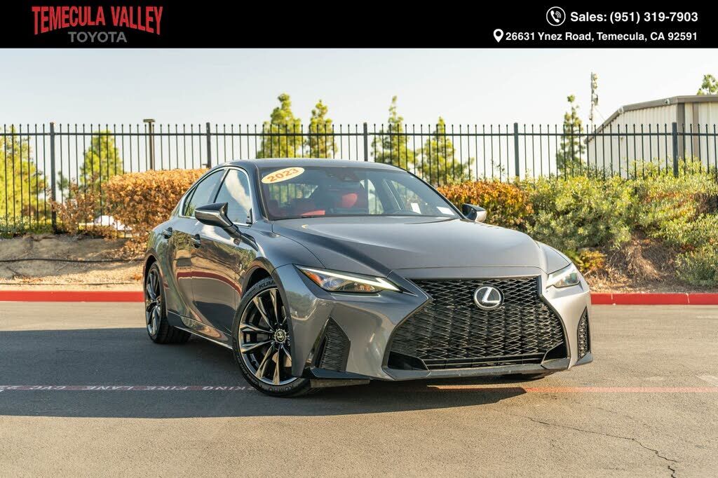 2023 LEXUS IS