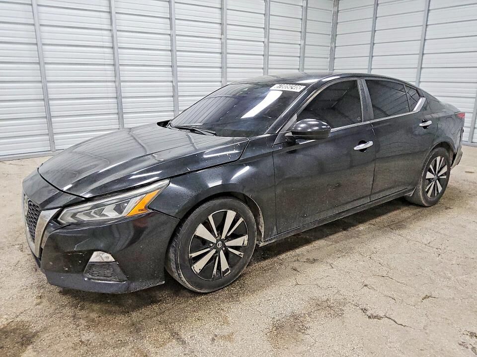 2021 NISSAN Altima