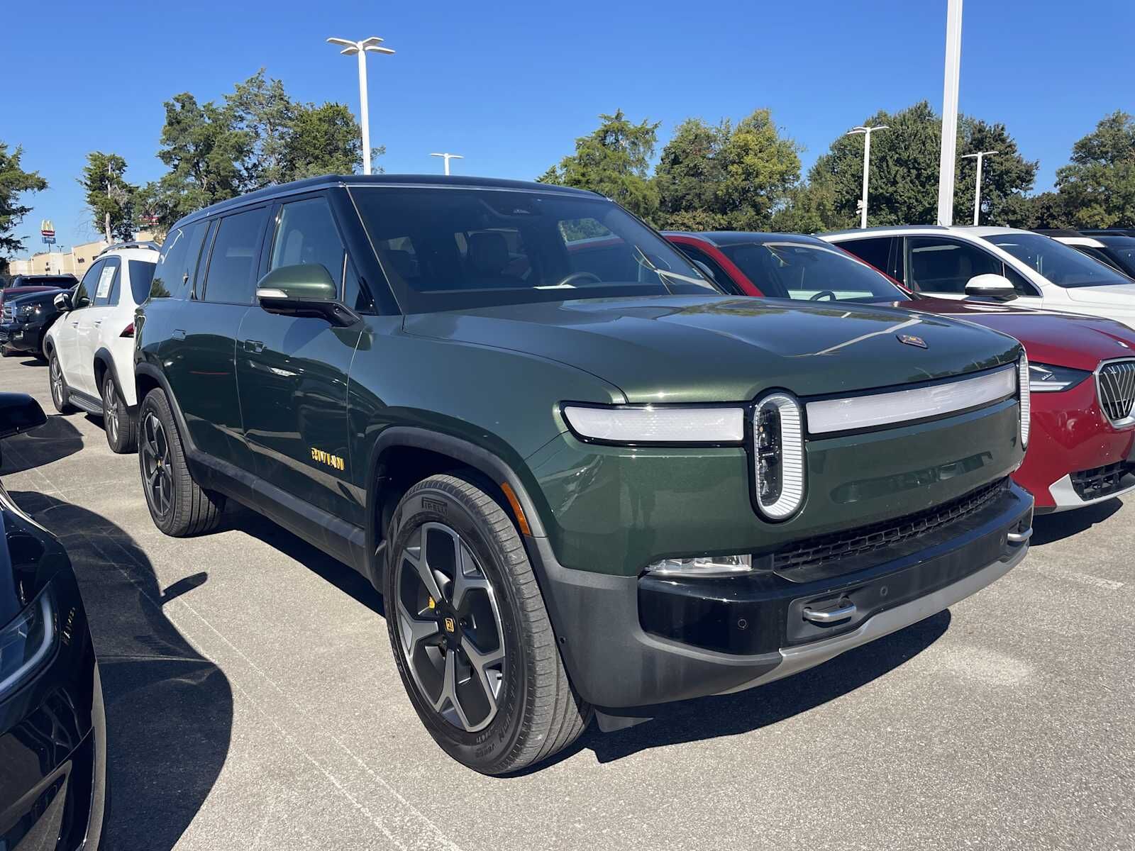 2023 RIVIAN R1S