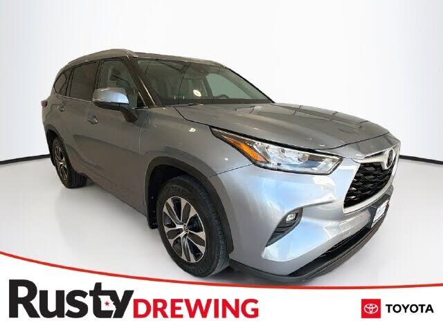 2020 TOYOTA Highlander