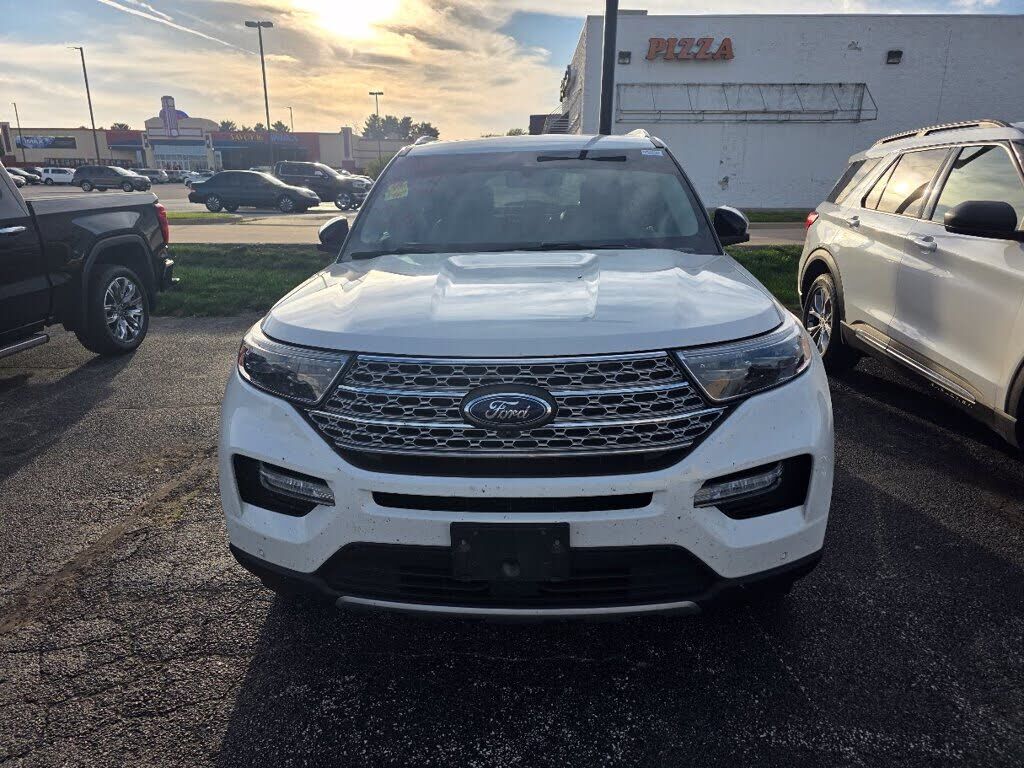 2022 FORD Explorer