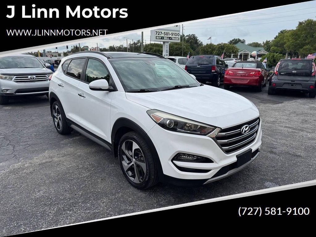 2017 HYUNDAI Tucson